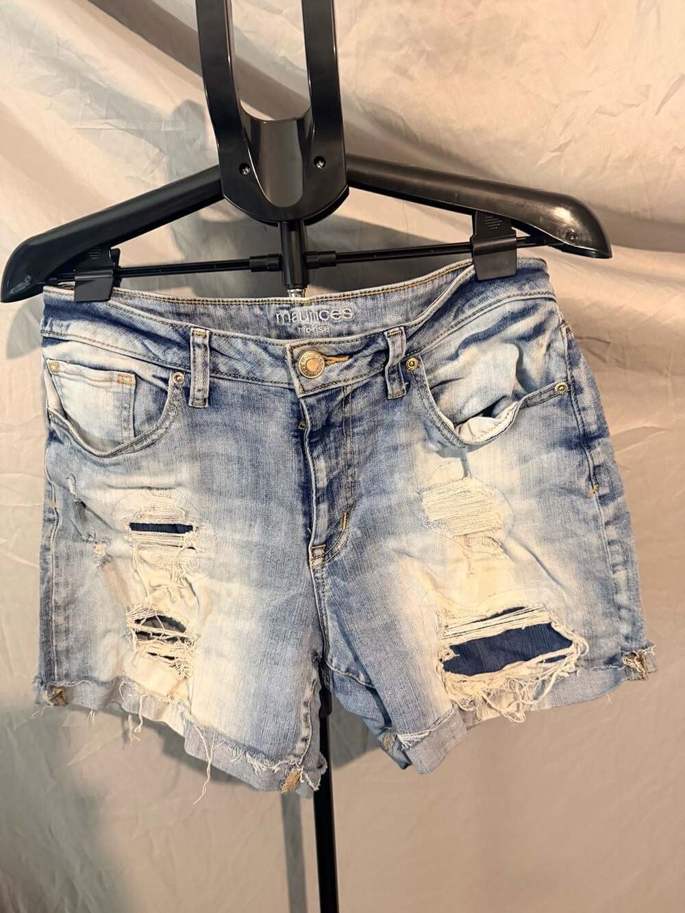 Maurices Denim Shorts Size 12 Mid Rise Distressed